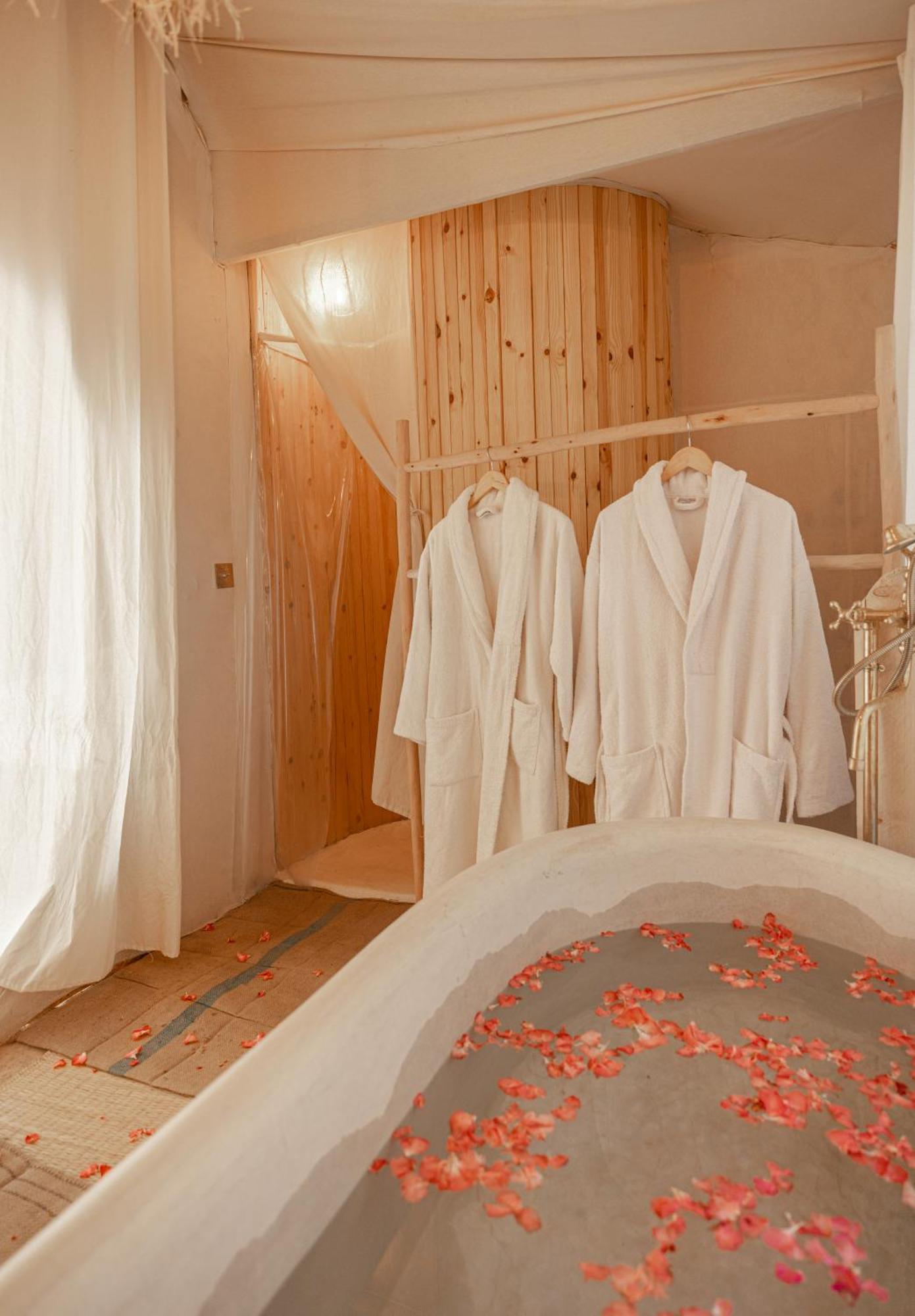 Imperial Glory Lodges Merzouga Bagian luar foto
